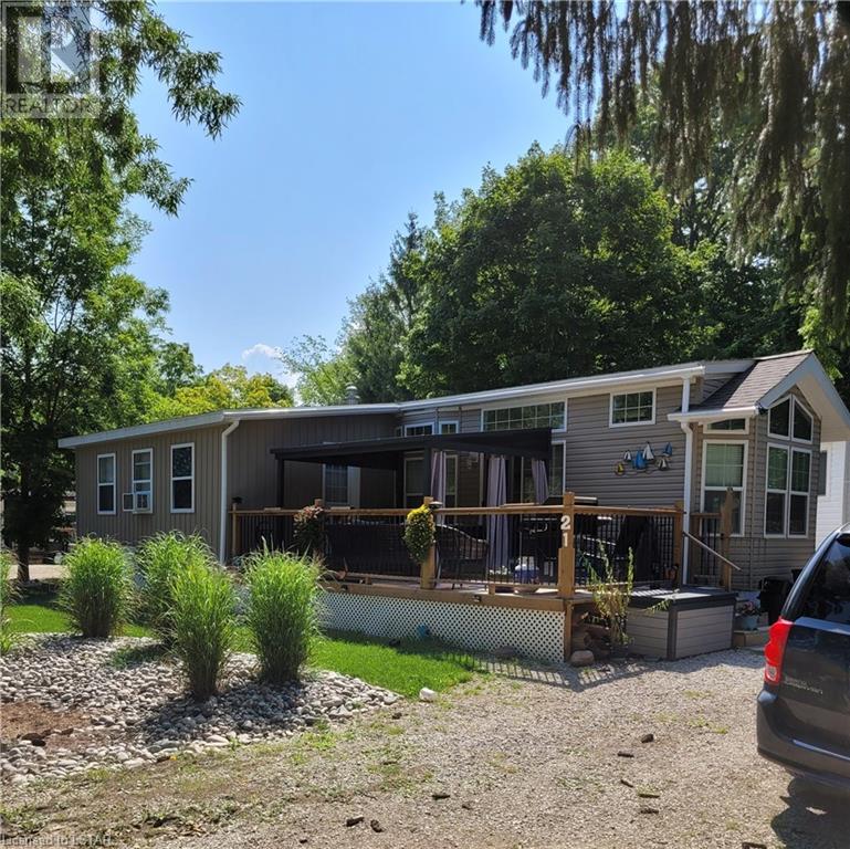 4895 LAKESHORE Road Unit# A21, plympton-wyoming, Ontario