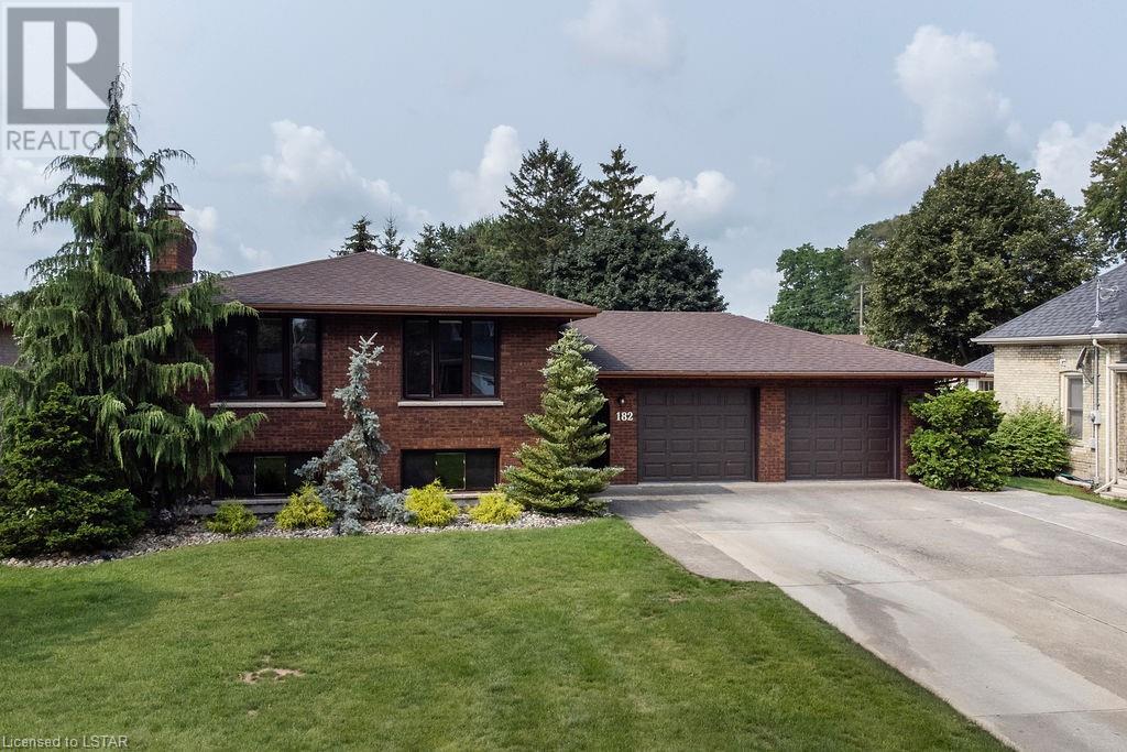 182 OAK Avenue, strathroy, Ontario