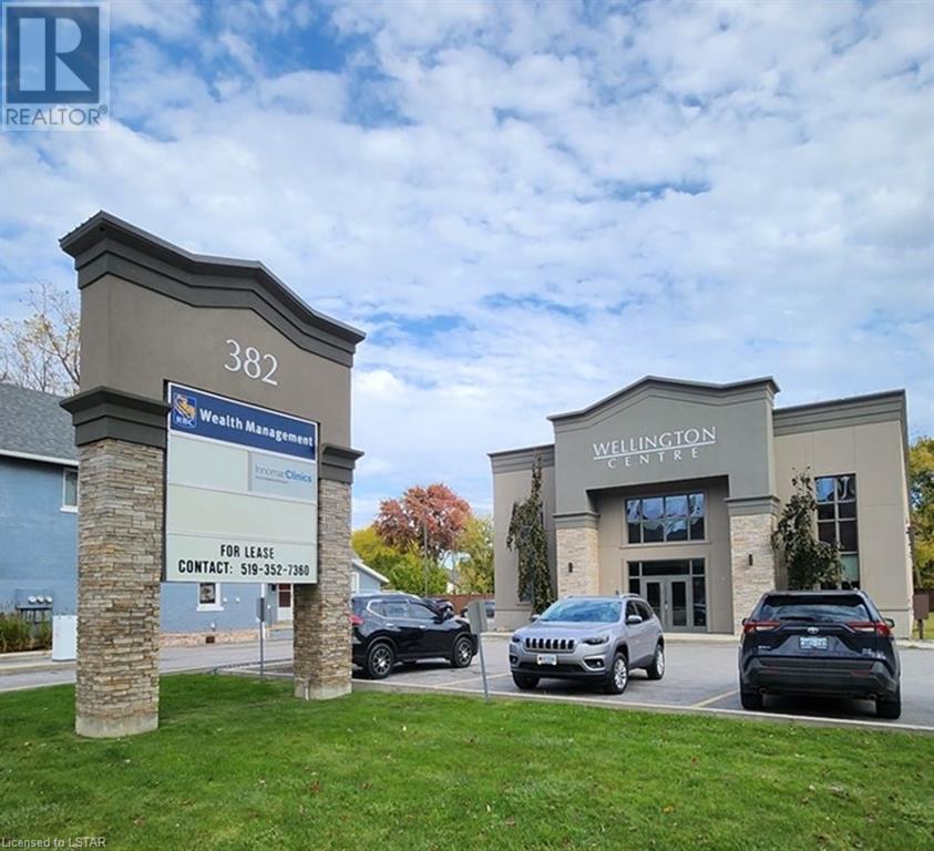 382 WELLINGTON Street W Unit# 106, chatham, Ontario