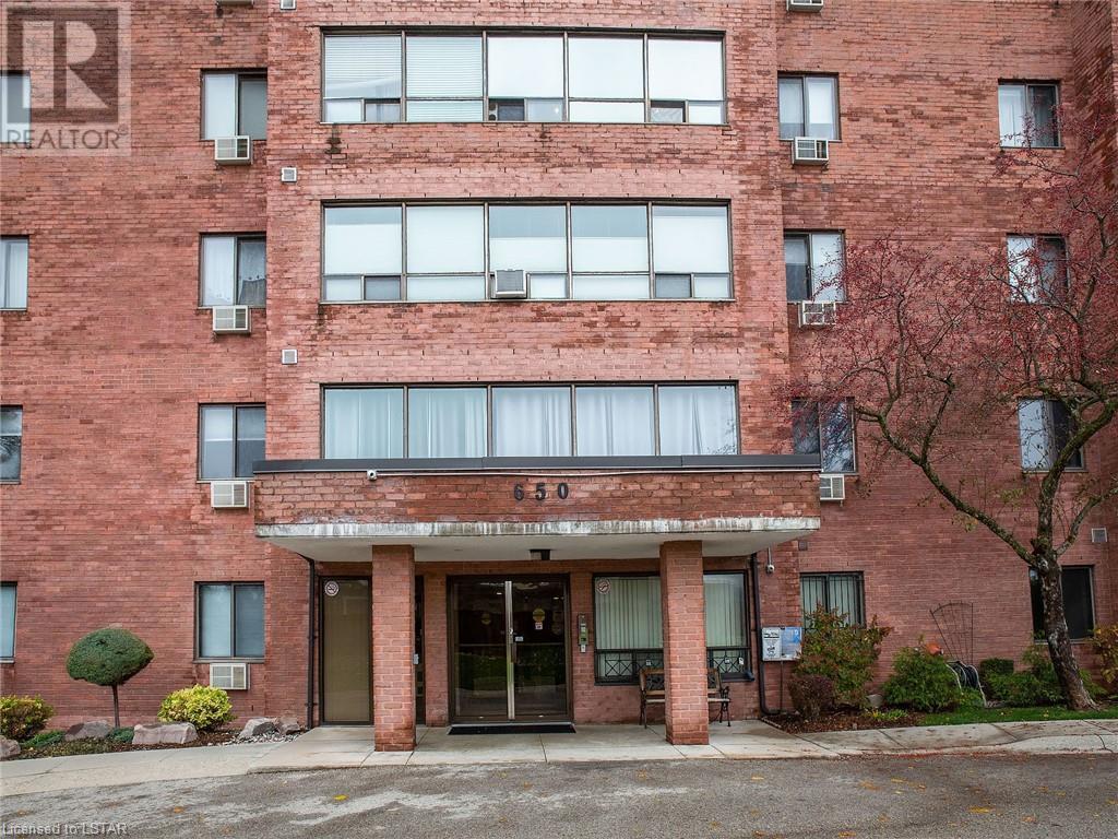 650 CHEAPSIDE Street Unit# 604, london, Ontario