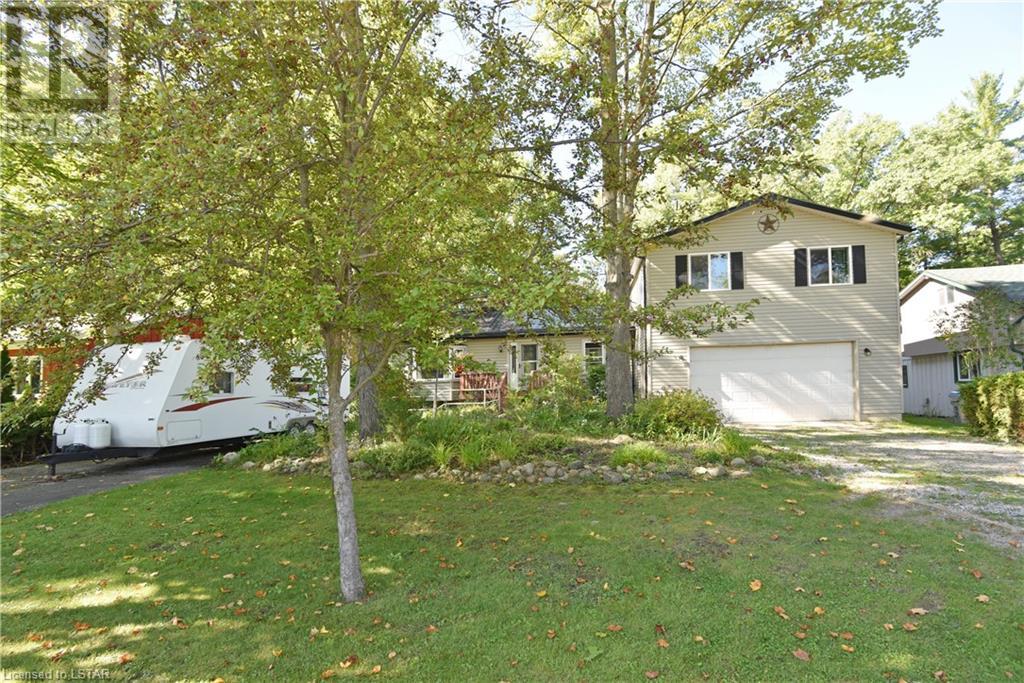 9685 ARMY CAMP Road, lambton shores, Ontario