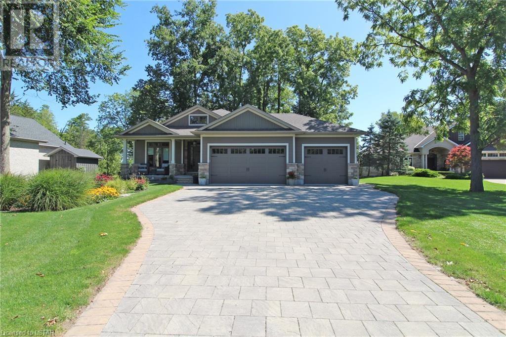 10138 MERRYWOOD Drive, grand bend, Ontario