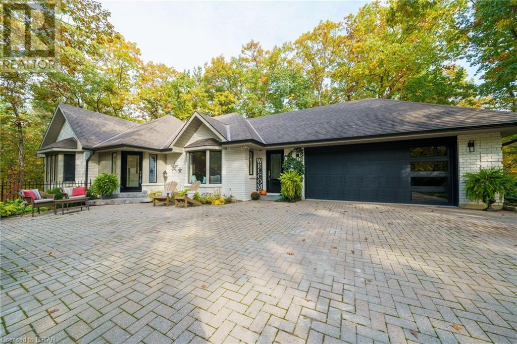 10206 PINETREE Drive, grand bend, Ontario