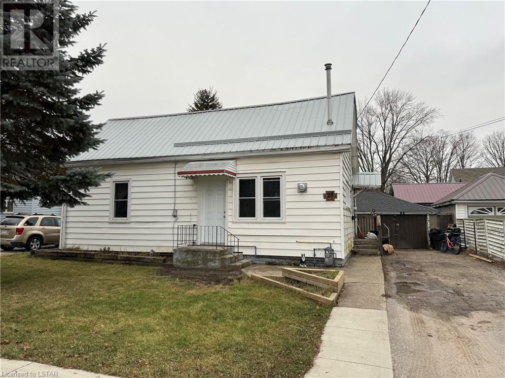 28 VICTORIA Street S, aylmer, Ontario