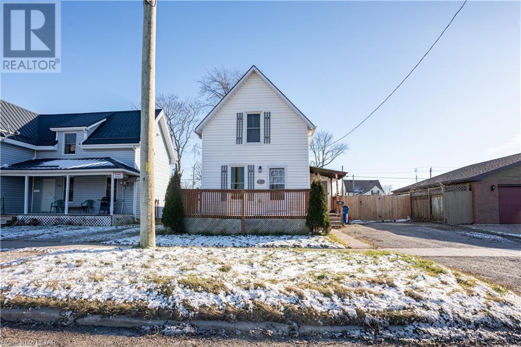 460 WALLACE Street, wallaceburg, Ontario