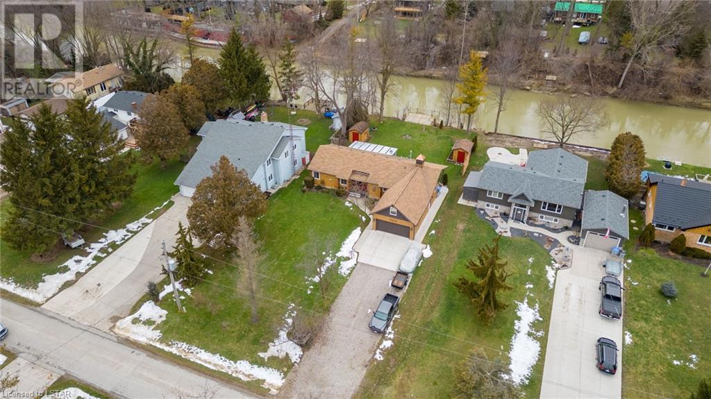 8432 LAZY Lane, lambton shores, Ontario