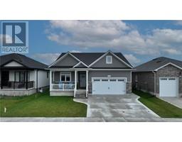 33 BROOKLAWN Drive, grand bend, Ontario