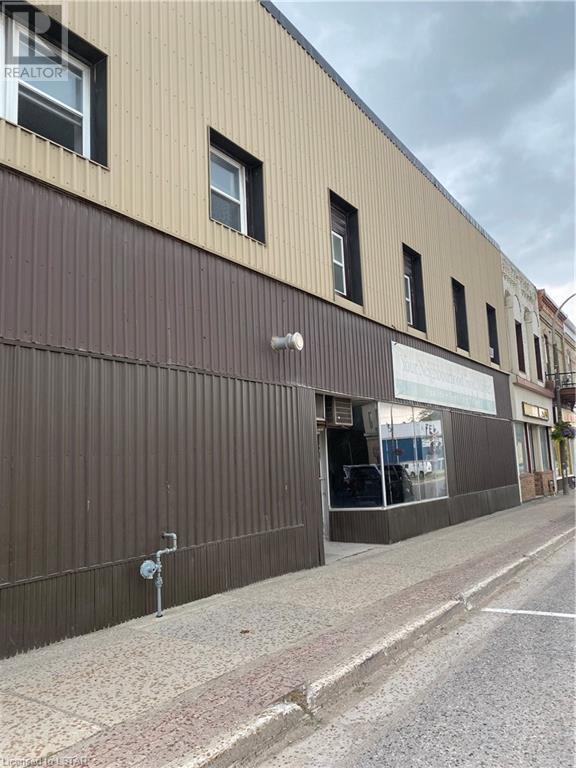 127 KING Street, hensall, Ontario