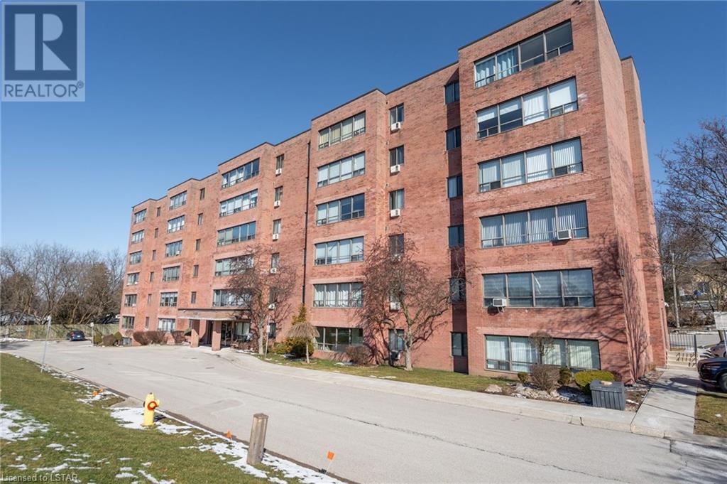 650 CHEAPSIDE Street Unit# 209, london, Ontario