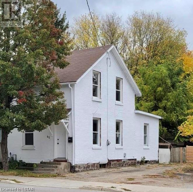 41 MILL Street, woodstock, Ontario