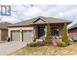 696 BENNETT Crescent, mount brydges, Ontario