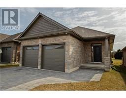 159 COLLINS Way Unit# 33, strathroy, Ontario