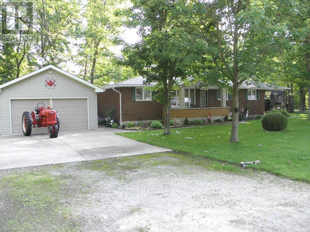 6136 LONDON Road, lambton shores, Ontario