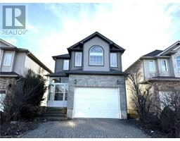 252 LEMON GRASS Crescent, kitchener, Ontario