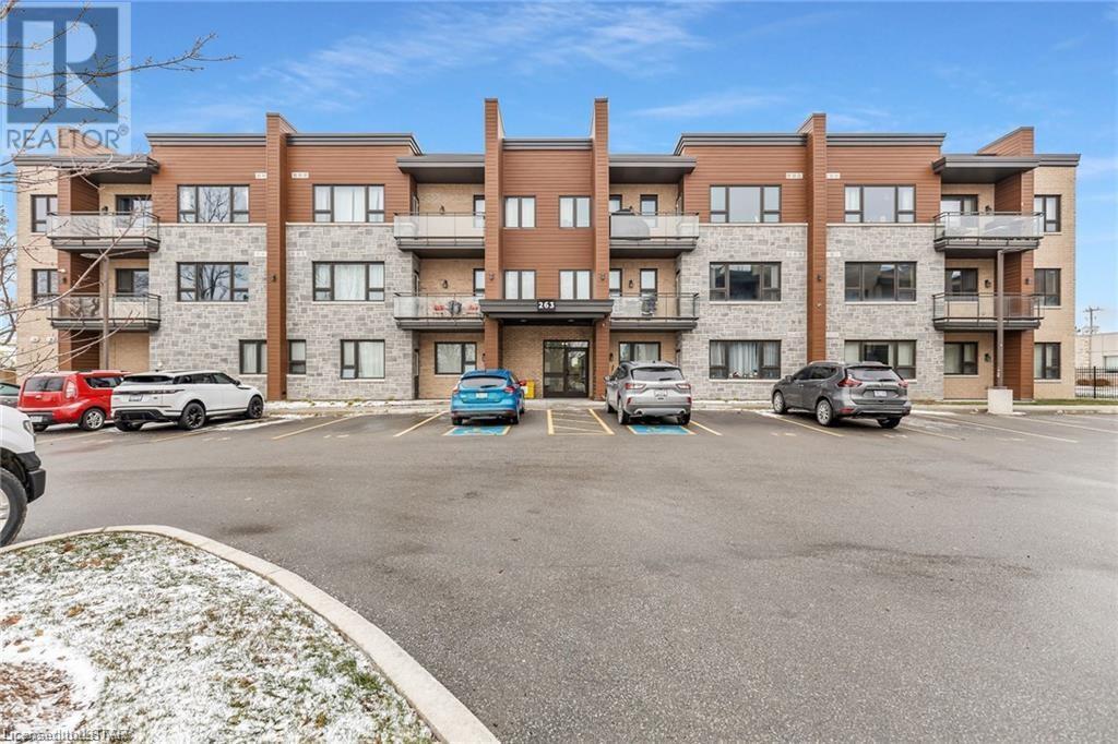 263 BUTLER STREET Street Unit# 308, lucan, Ontario